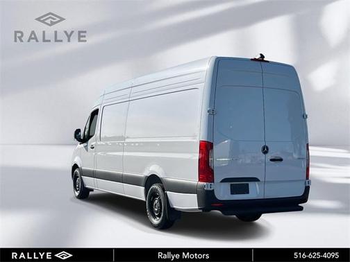 2025 Mercedes-Benz Sprinter 2500 High Roof