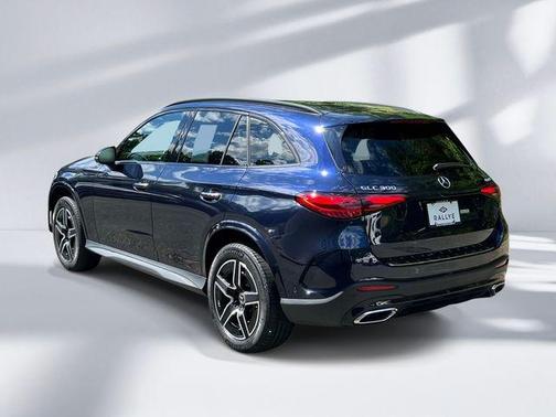 Nautical Blue Metallic 2023 Mercedes-Benz GLC 300 Base 4MATIC
