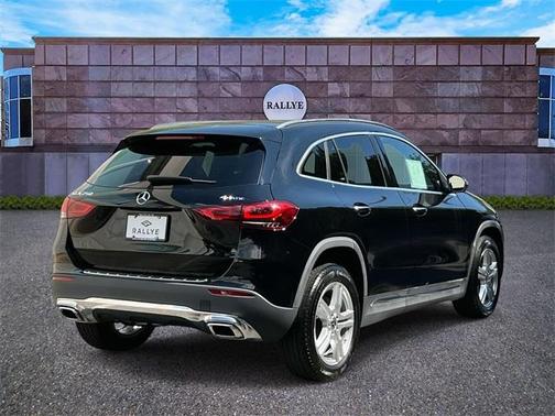 2022 Mercedes-Benz GLA 250 Base 4MATIC