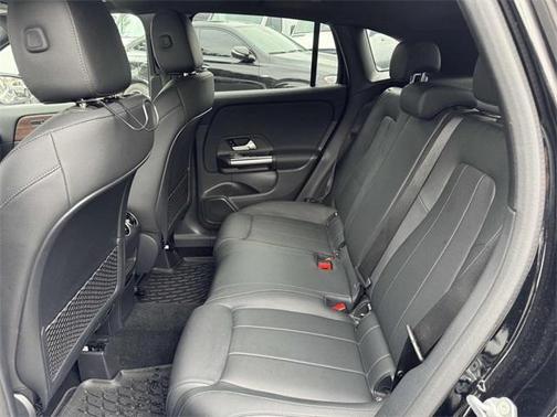 2022 Mercedes-Benz GLA 250 Base 4MATIC