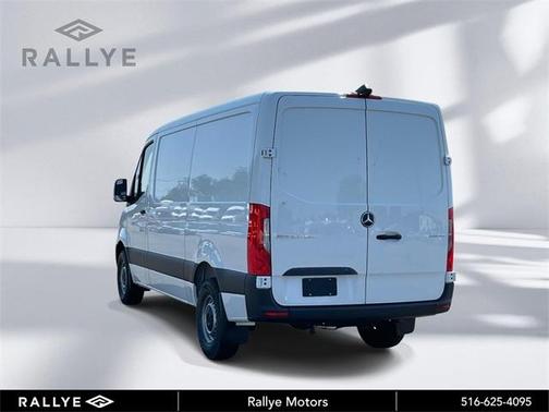 2025 Mercedes-Benz Sprinter 2500 Standard Roof