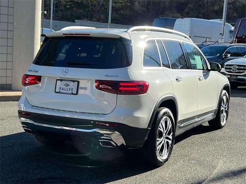 2025 Mercedes-Benz GLB 250 Base 4MATIC