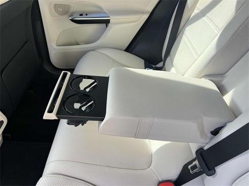 2023 Mercedes-Benz GLC 300 Base 4MATIC