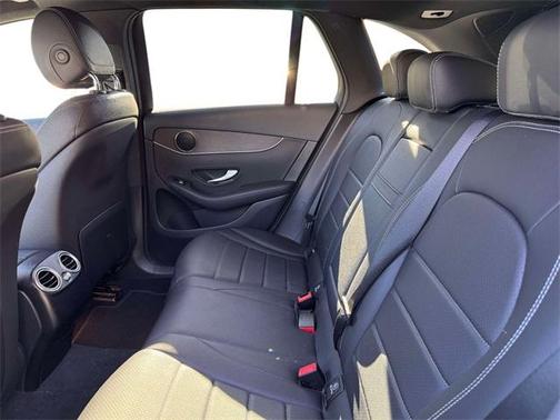 2022 Mercedes-Benz GLC 300 Base 4MATIC