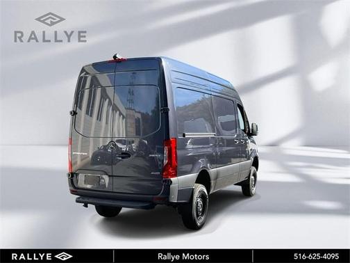 2025 Mercedes-Benz Sprinter 2500 Standard Roof