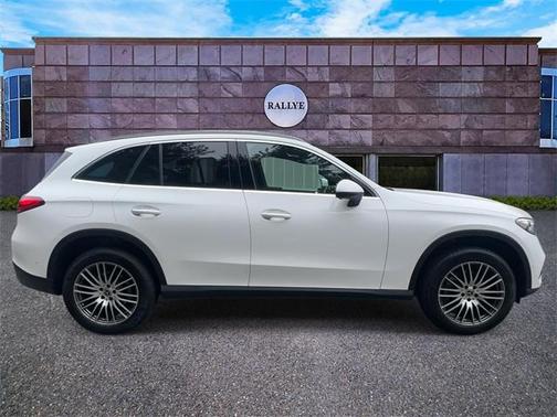 2023 Mercedes-Benz GLC 300 Base 4MATIC
