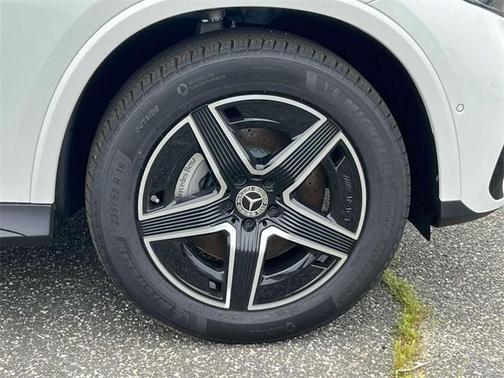2025 Mercedes-Benz GLC 300 Base 4MATIC