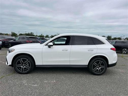 2025 Mercedes-Benz GLC 300 Base 4MATIC