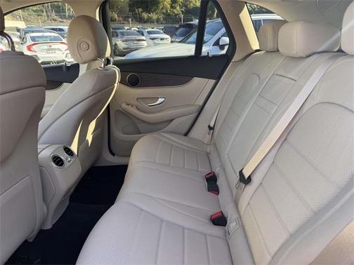 2022 Mercedes-Benz GLC 300 Base 4MATIC