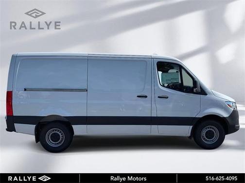 2025 Mercedes-Benz Sprinter 2500 Standard Roof