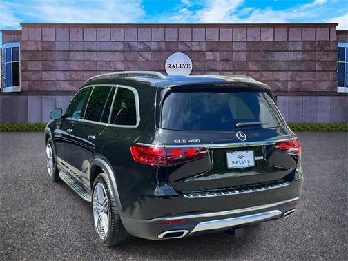 2025 Mercedes-Benz GLS 450 4MATIC