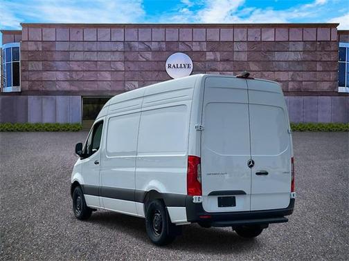 2025 Mercedes-Benz Sprinter 2500 Standard Roof