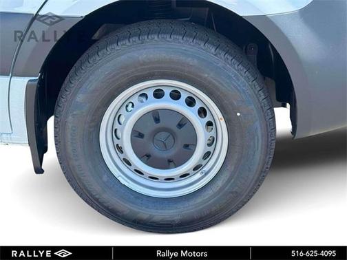 2025 Mercedes-Benz Sprinter 2500 Standard Roof