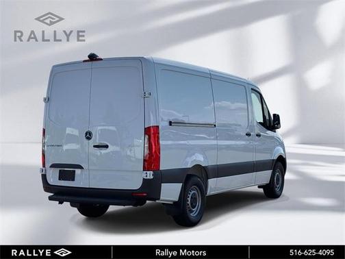 2025 Mercedes-Benz Sprinter 2500 Standard Roof