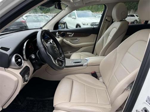 2022 Mercedes-Benz GLC 300 Base 4MATIC