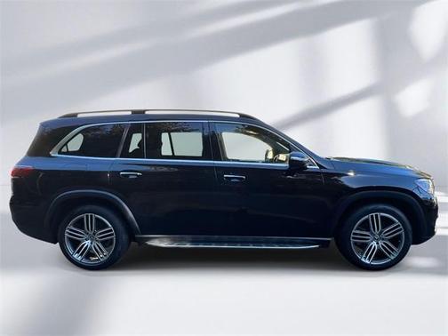 2022 Mercedes-Benz GLS 450 4MATIC