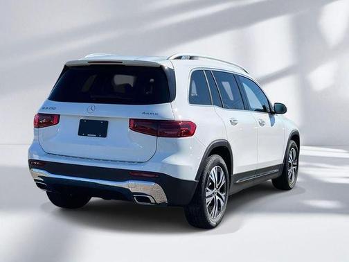 White 2026 Mercedes-Benz GLB 250 Base 4MATIC