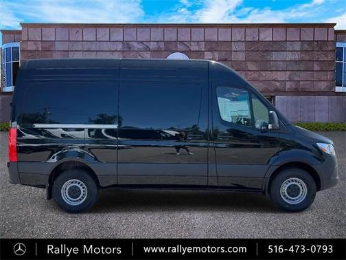 2025 Mercedes-Benz Sprinter 2500 Standard Roof
