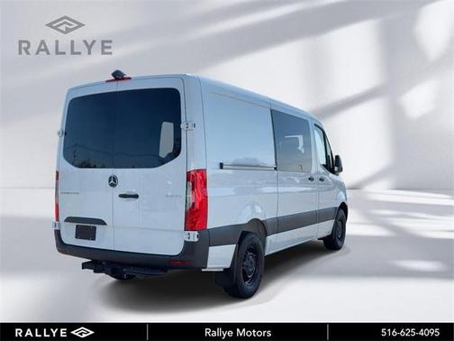 2025 Mercedes-Benz Sprinter 2500 144 WB Standard Roof Crew