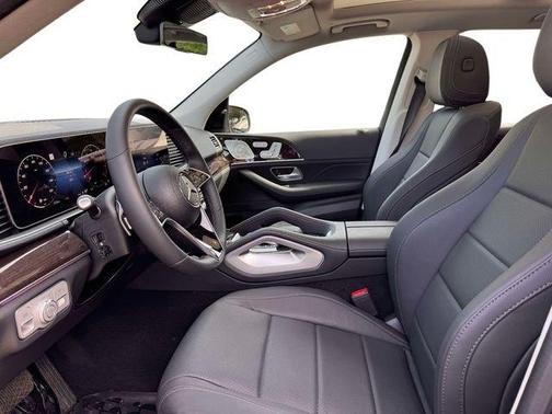 Black 2025 Mercedes-Benz GLE 350 Base 4MATIC