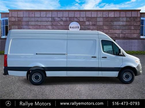 2025 Mercedes-Benz Sprinter 2500 High Roof