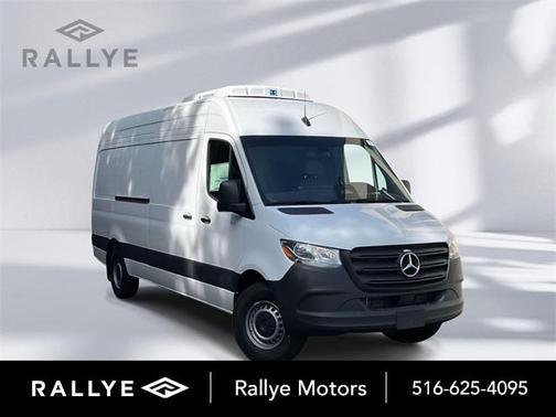 2025 Mercedes-Benz Sprinter 2500 High Roof