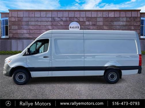 2025 Mercedes-Benz Sprinter 2500 High Roof