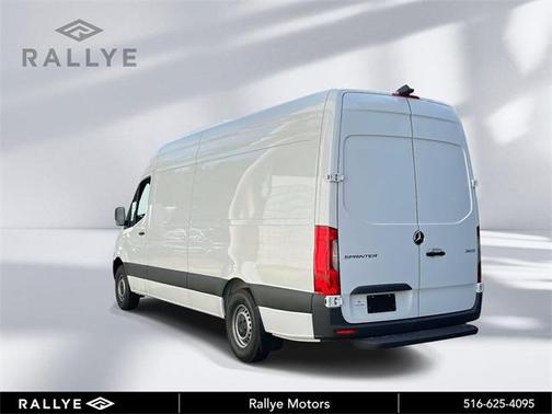 2025 Mercedes-Benz Sprinter 2500 High Roof