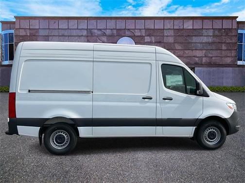 2025 Mercedes-Benz Sprinter 2500 Standard Roof