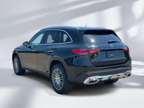 Black 2026 Mercedes-Benz GLC 300 Base 4MATIC