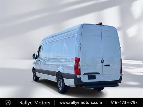 2025 Mercedes-Benz Sprinter 2500 High Roof