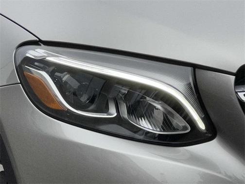 2019 Mercedes-Benz GLC 300 Base 4MATIC