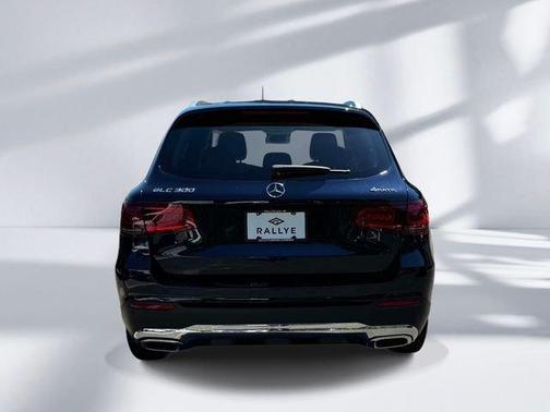 Blue 2022 Mercedes-Benz GLC 300 Base 4MATIC