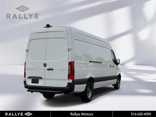 2025 Mercedes-Benz Sprinter 3500 High Roof