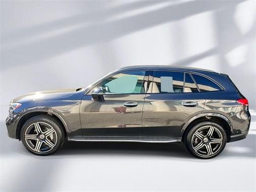2023 Mercedes-Benz GLC 300 Base 4MATIC