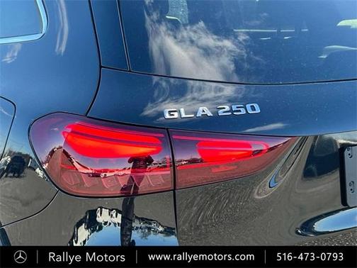 2025 Mercedes-Benz GLA 250 Base 4MATIC