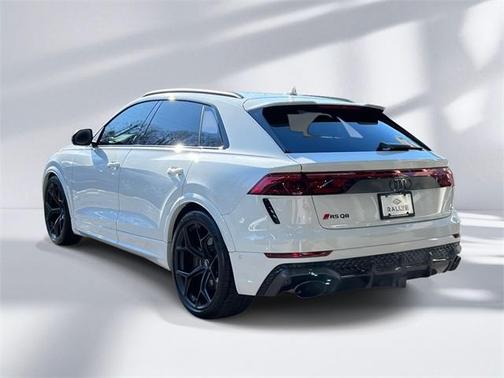 2025 Audi RS Q8 4.0T quattro