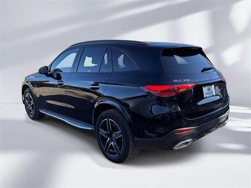 2023 Mercedes-Benz GLC 300 Base 4MATIC