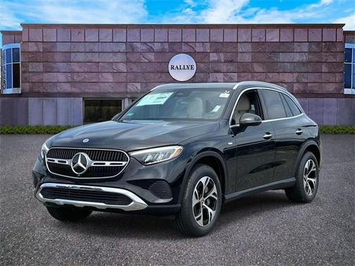 2025 Mercedes-Benz GLC 350e Base 4MATIC