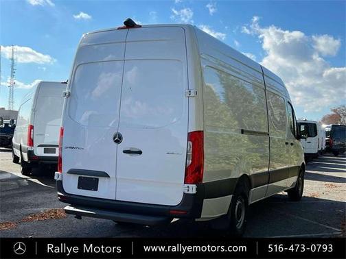 2025 Mercedes-Benz Sprinter 2500 High Roof