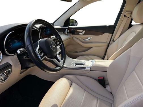 2022 Mercedes-Benz GLC 300 Base 4MATIC