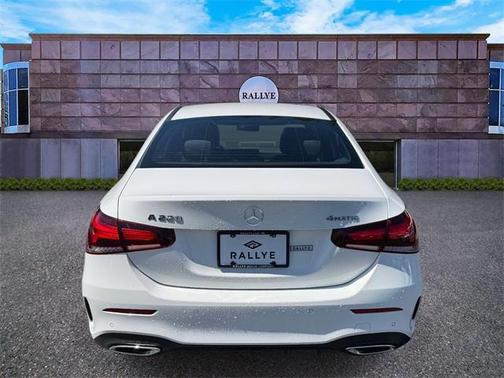 2022 Mercedes-Benz A-Class A 220 4MATIC