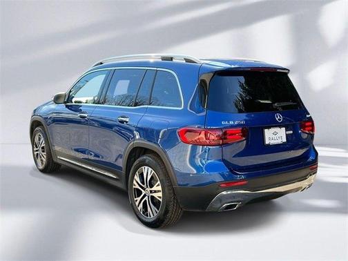 2026 Mercedes-Benz GLB 250 Base 4MATIC