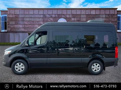 2025 Mercedes-Benz Sprinter 2500 144 WB Standard Roof Passenger