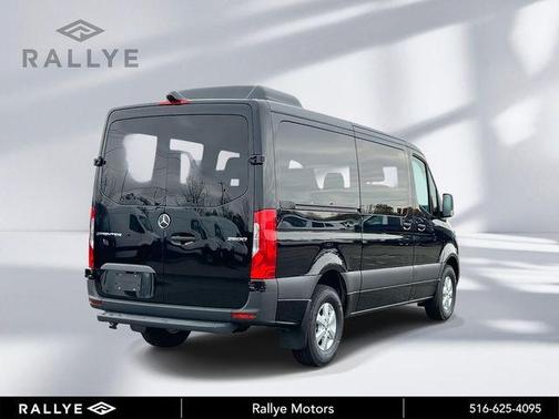 2026 Mercedes-Benz Sprinter 2500 144 WB Standard Roof Passenger