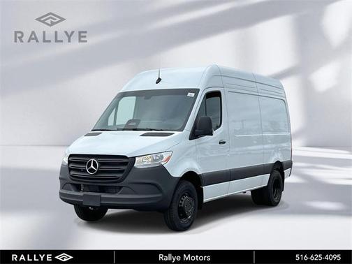 2025 Mercedes-Benz Sprinter 3500 144 WB Standard Roof Cargo