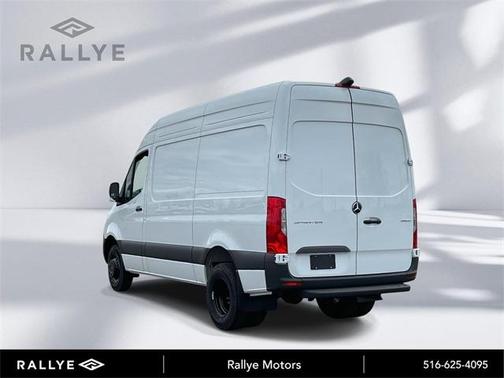 2025 Mercedes-Benz Sprinter 3500 144 WB Standard Roof Cargo