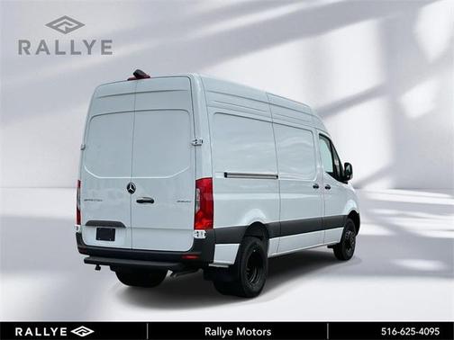 2025 Mercedes-Benz Sprinter 3500 144 WB Standard Roof Cargo