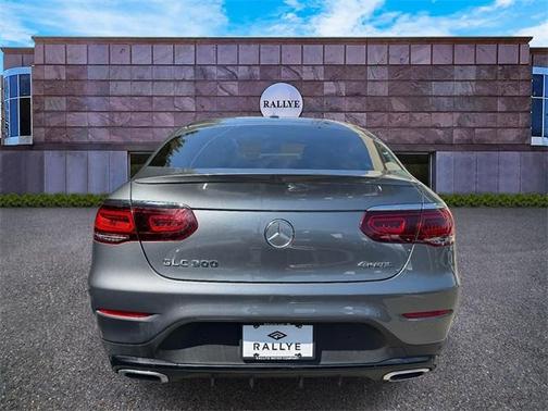 2022 Mercedes-Benz GLC 300 4MATIC Coupe