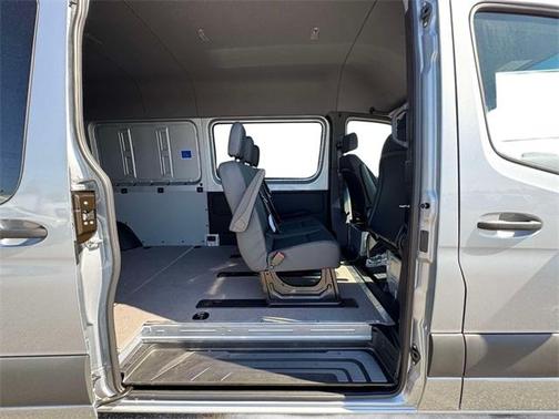 2026 Mercedes-Benz Sprinter 2500 High Roof
